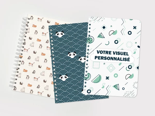 Couvertures de calepin avec différents motifs de couverture : chats, pandas ou à personnaliser.